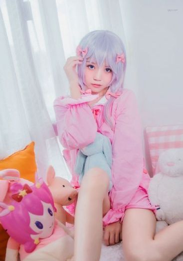 11分钟9位美女撒尿视频_1080P完整在线观看
