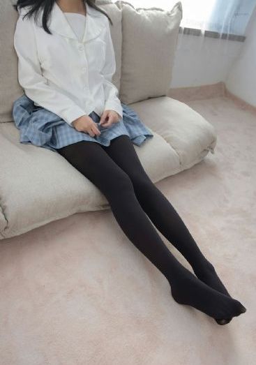 女大学生的沙龙室4_4K电影完整版