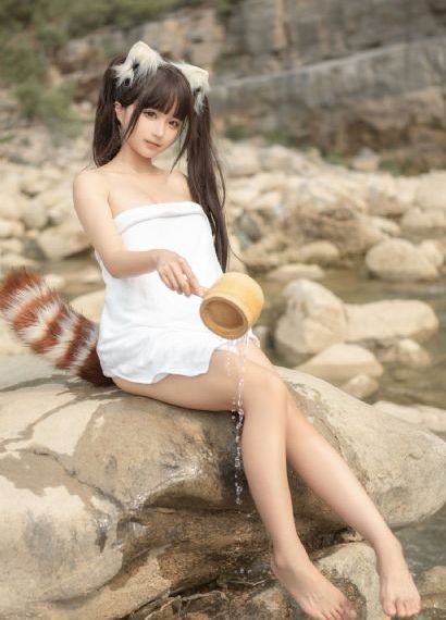 变成黑皮辣妹后和朋友_超清在线观看