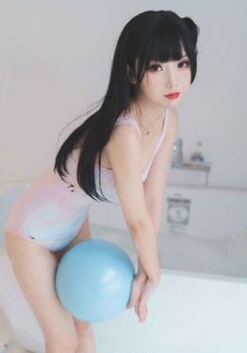 李采潭的在厨房大战的电影_DVD免费观看