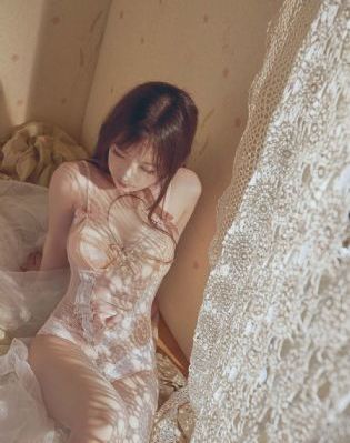 丰满的女教师2_720在线播放观看